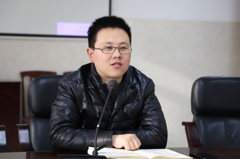我校教導(dǎo)處、教科室組織召開教研組長工作協(xié)調(diào)會