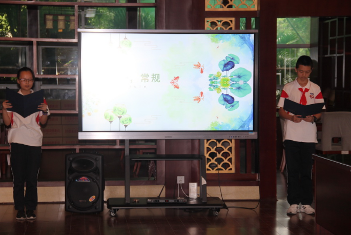 成都七中2021屆、2020屆班委工作總結(jié)會(huì)