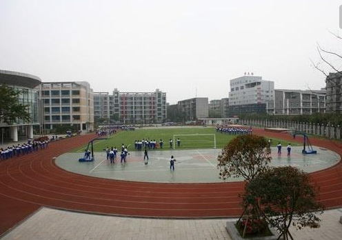 四川大學附屬中學（成都十二中）是怎樣的一所學校？