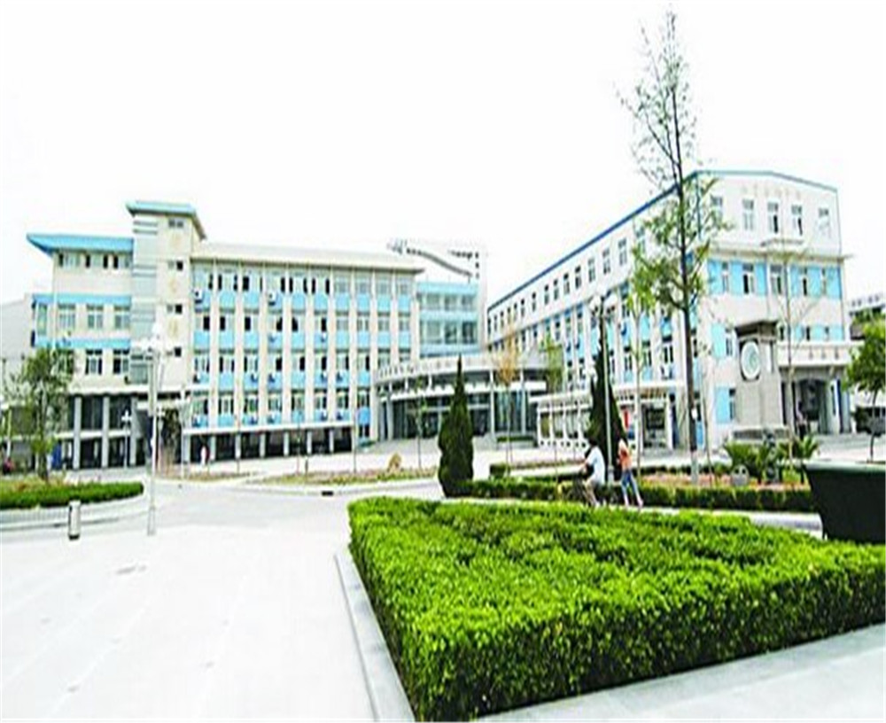開封中學(xué)2020年學(xué)校學(xué)費多少錢一年？