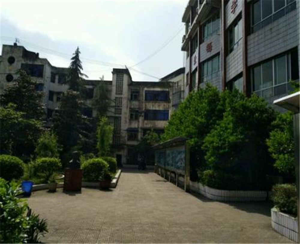 渠縣瑯琊中學(xué)2020年的錄取分?jǐn)?shù)公布了嗎？
