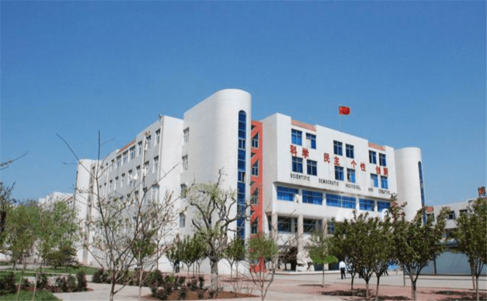 周口中學(xué)學(xué)校招辦電話是多少？