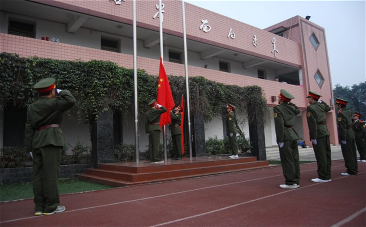 成都三十六中高中部的錄取分?jǐn)?shù)是多少分？