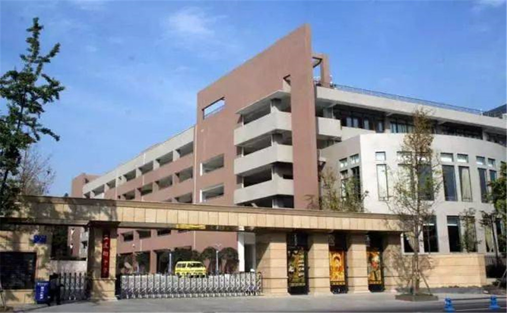 成都市田家炳中學(xué)2020年招生計(jì)劃是多少？