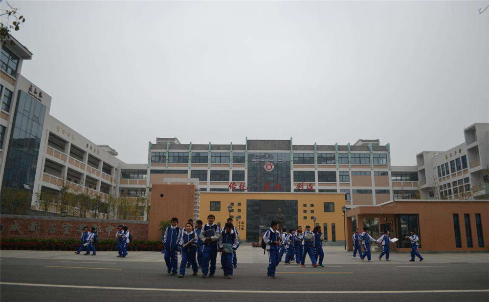 成都石室蜀都中學(xué)高中宿舍怎么樣？