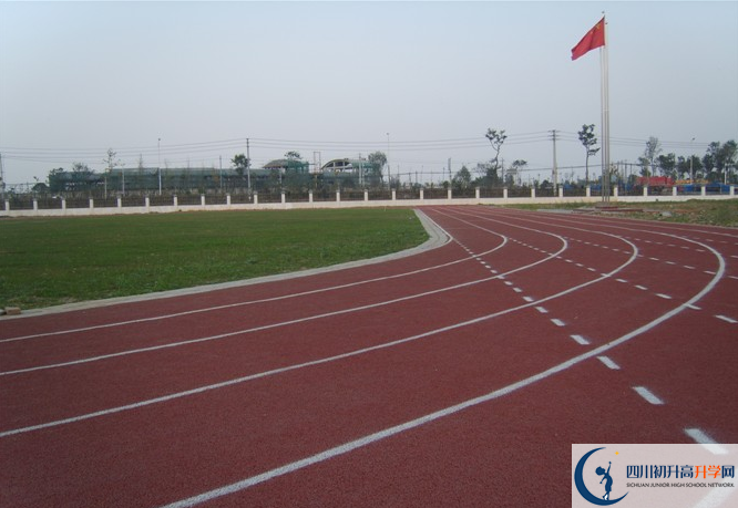 四川師范大學(xué)附屬第三實(shí)驗(yàn)中學(xué)這所學(xué)校怎么樣？