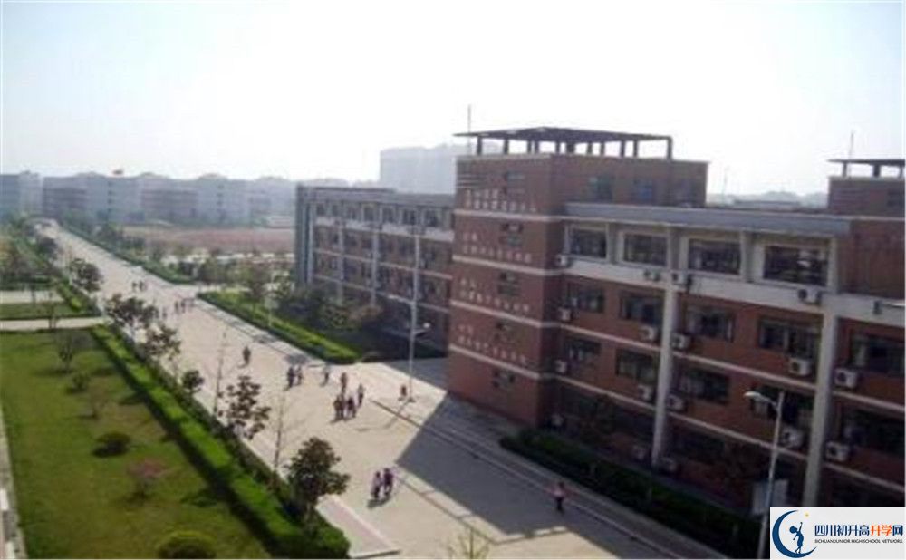 中考成都美視國際學校招生分數(shù)線是多少？