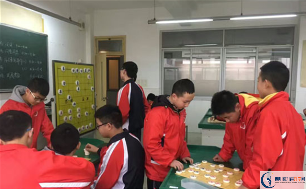 崇慶中學(xué)的高中住宿好不好？