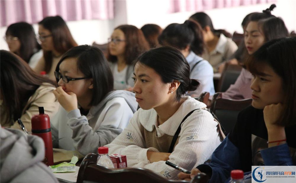 成都綿實(shí)外國(guó)語(yǔ)學(xué)校2020年高中部入學(xué)條件是什么？