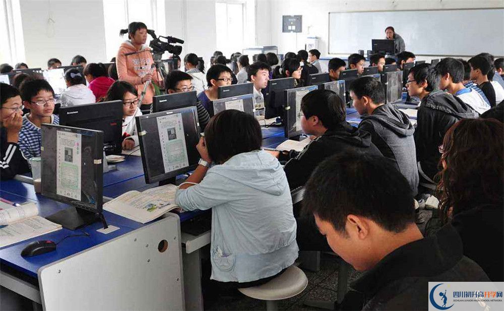 彭州一中初升高向外地招生嗎？