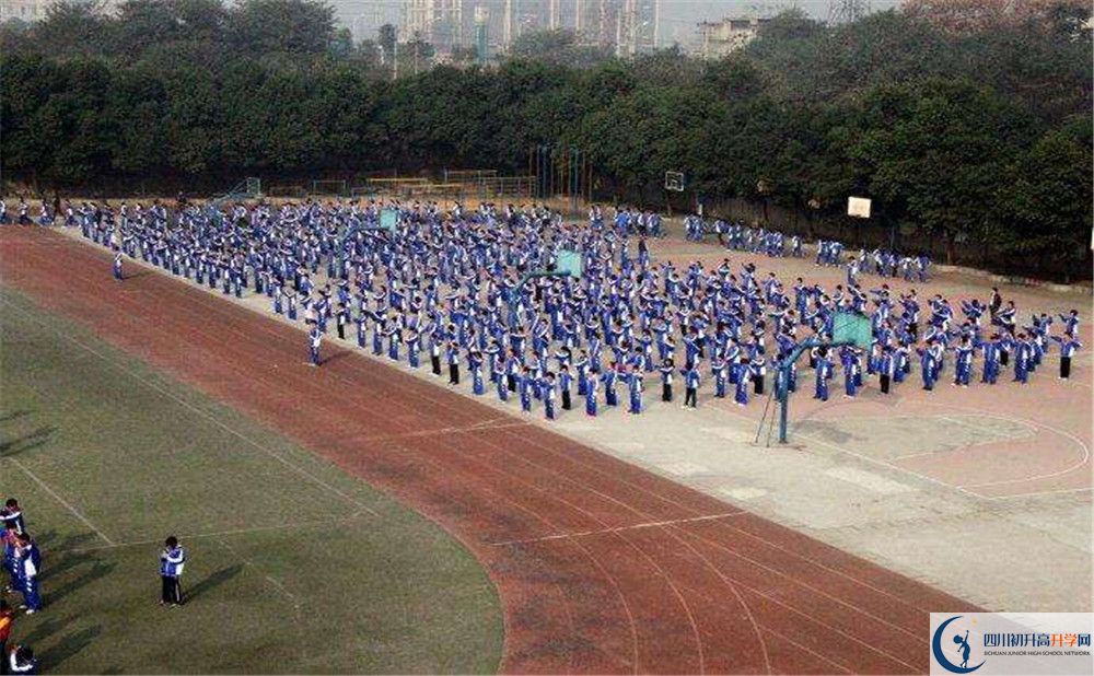 成都市第三十八中學(xué)招生考試科目是什么？