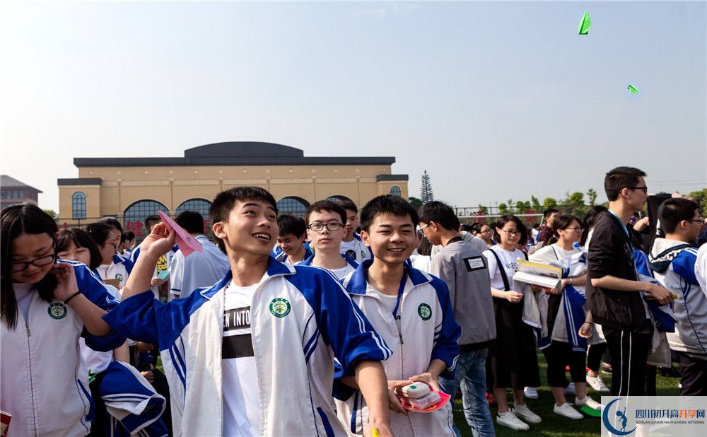 棠湖中學(xué)2020年保送清華北大的人數(shù)有多少？