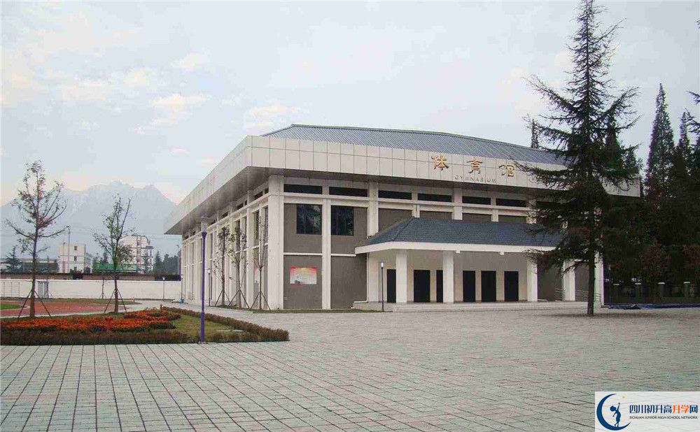 都江堰外國(guó)語實(shí)驗(yàn)學(xué)校高中部地址在哪里？