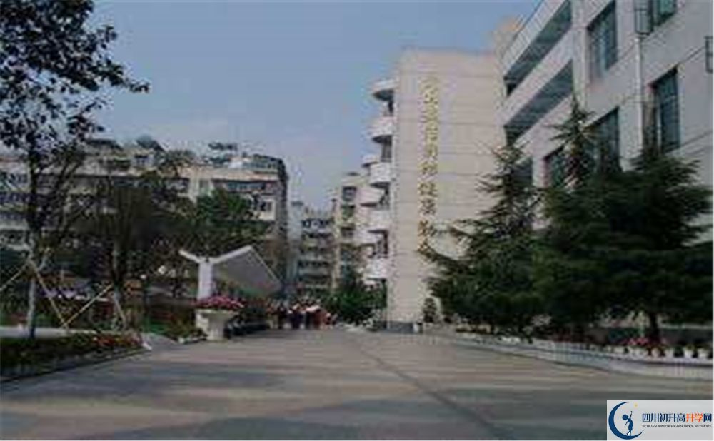 2020成都市第十七中學(xué)二診數(shù)學(xué)試題答案在哪看？