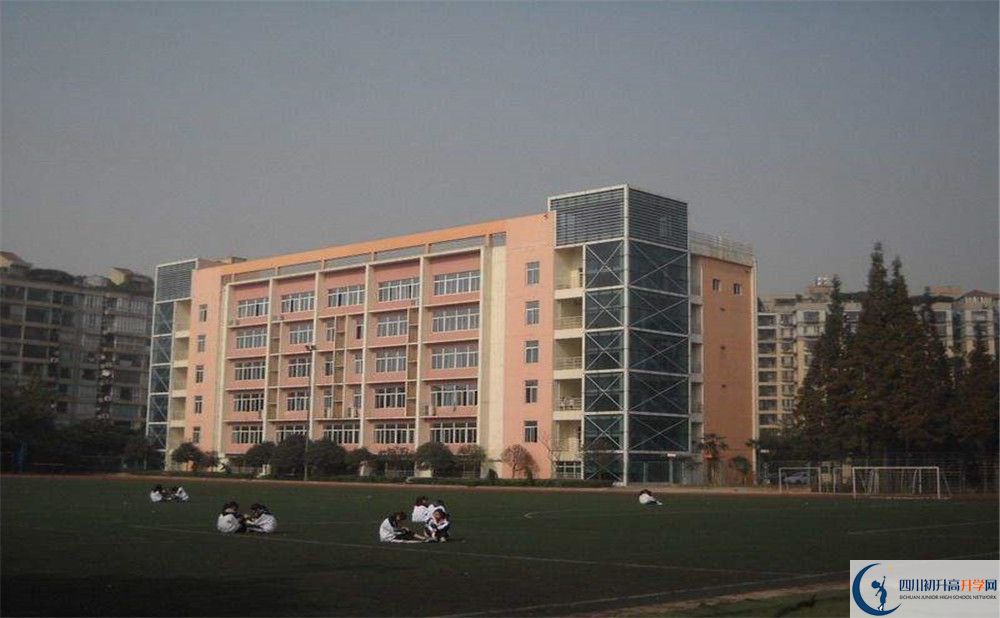 成都十八中2020年高考人數(shù)是多少？