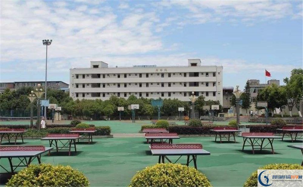 成都市籍田中學(xué)2020年高考人數(shù)是多少？