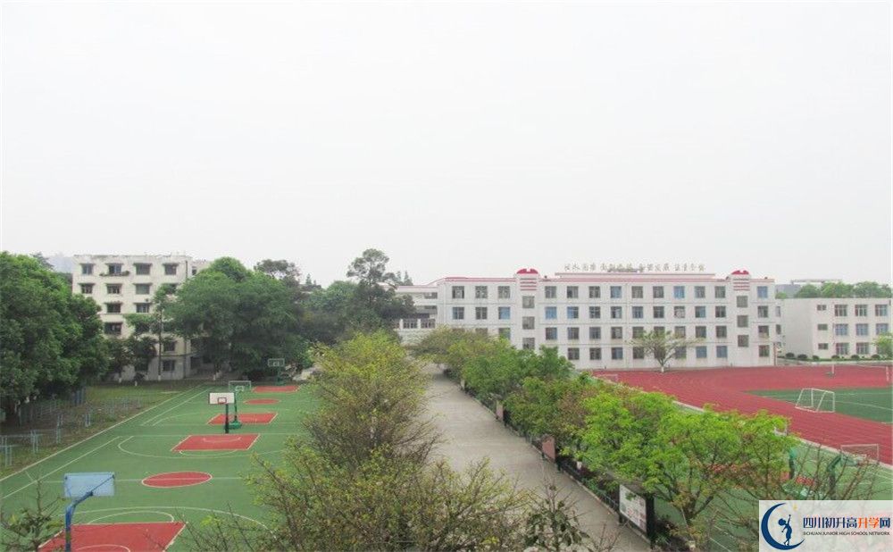 青白江中學高三診斷考試時間是多久？