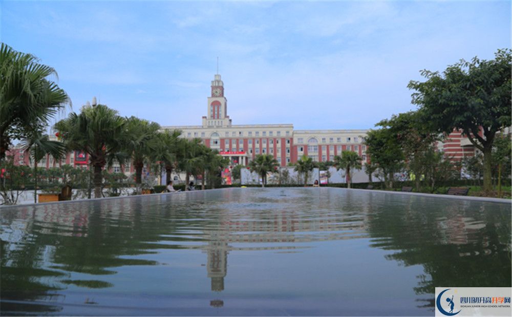四川師范大學(xué)附屬中學(xué)高三診斷考試時(shí)間怎么安排？