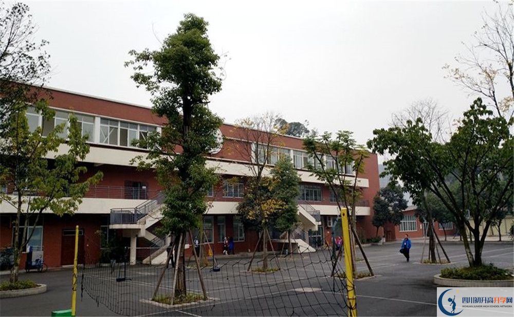 成都七中八一學(xué)校2020暑假放假時(shí)間安排是怎樣的？
