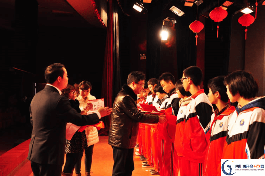 2020郫縣嘉祥外國(guó)語(yǔ)學(xué)校初三畢業(yè)時(shí)間如何變化？