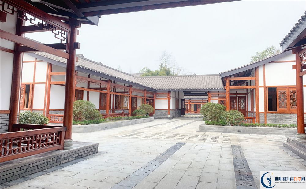 成都綿實(shí)外2020年錄取分?jǐn)?shù)線是多少分？